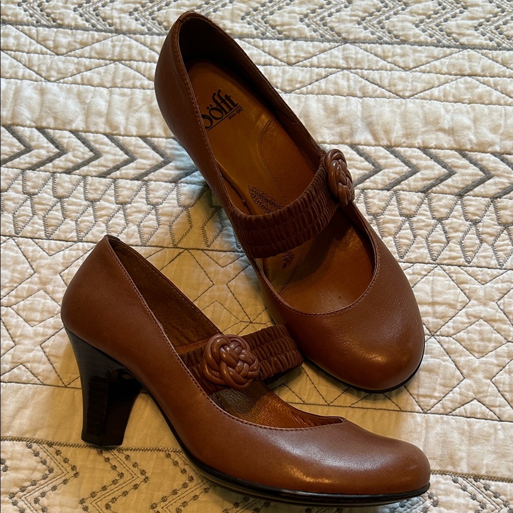 Sofft Women's Tan Leather Heels